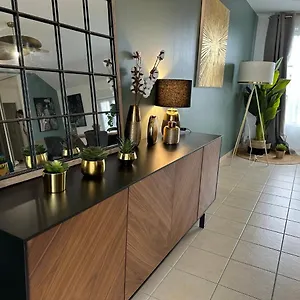  Appartement L'escale Du Trianon France